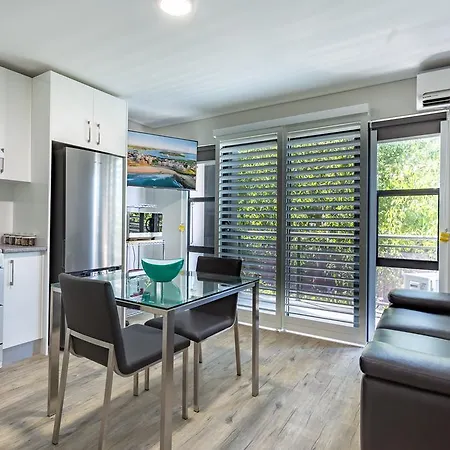 Hamilton On Beaumont Apartment Newcastle Exterior photo